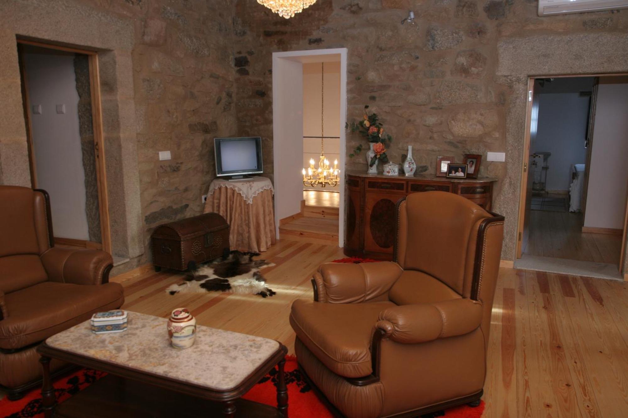 Quinta De La Barandica Guest House Миранда до Дуро Екстериор снимка
