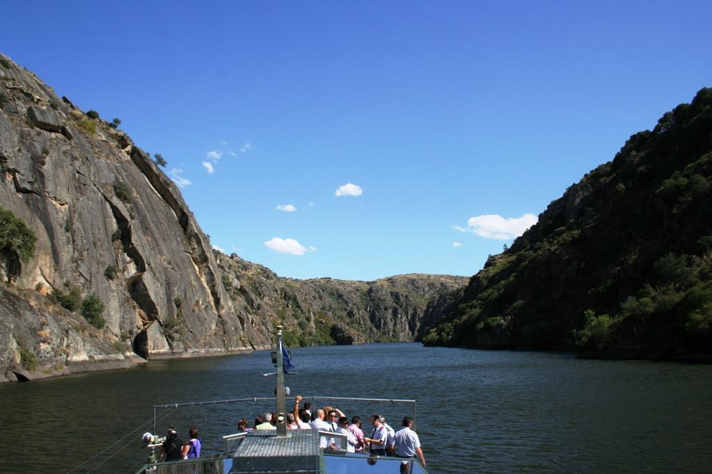 Quinta De La Barandica Guest House Миранда до Дуро Екстериор снимка